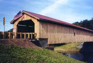 Hamden Bridge. Photo
by Pauline Prideaux